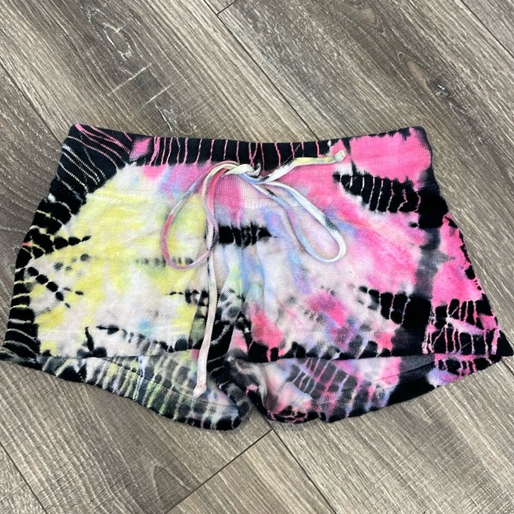 Hard Tail Tye Dye Shorts size XL